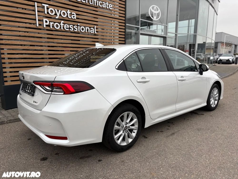 Toyota Corolla 1.8 Hybrid Business Edition - 6