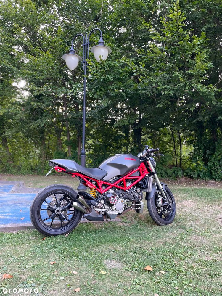 Ducati Monster - 2