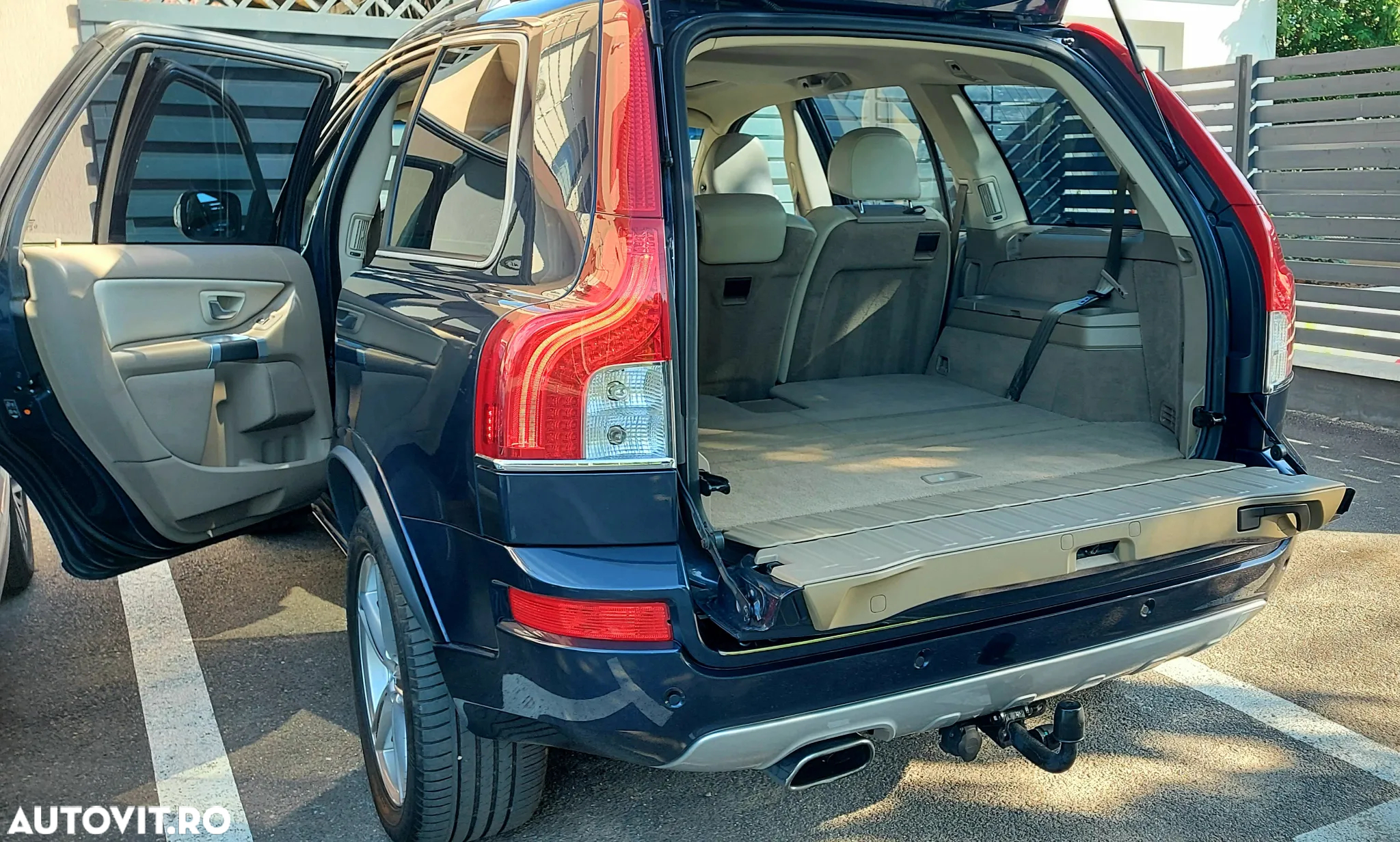 Volvo XC 90 D5 AWD Summum - 4