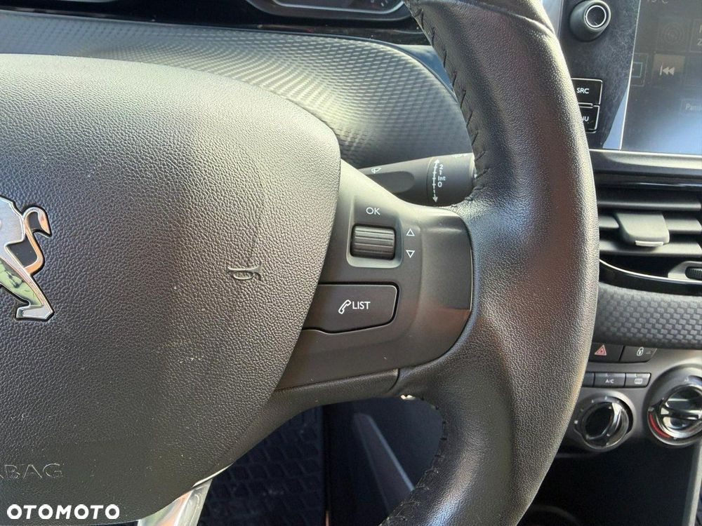 Peugeot 2008 - 23