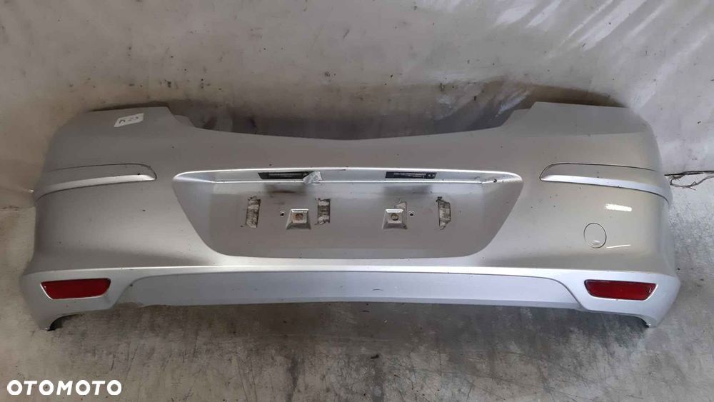 ^ ZDERZAK TYŁ TYLNY DO OPEL ASTRA H 3 III GTC Z157 SREBRNY - 1