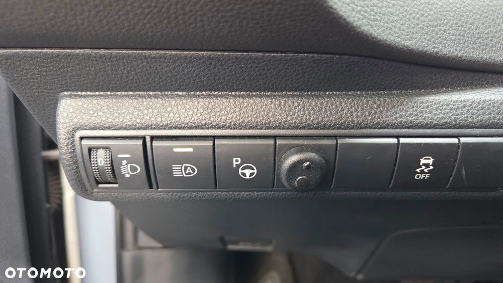 Toyota Corolla 1.8 Hybrid Executive - 21