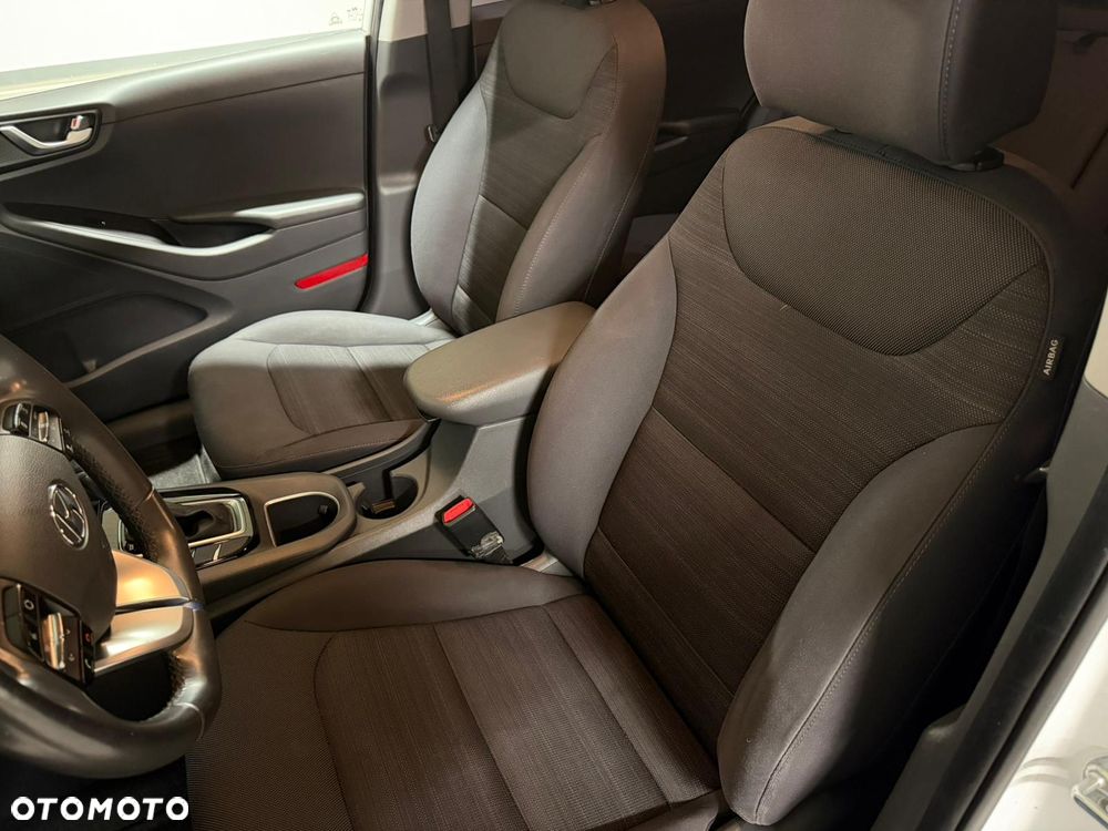 Hyundai IONIQ 1.6 GDI - 10