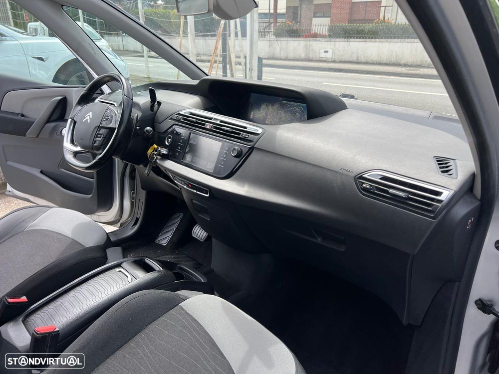 Citroën C4 Grand Picasso 1.6 e-HDi Intensive ETG6 J17 - 10