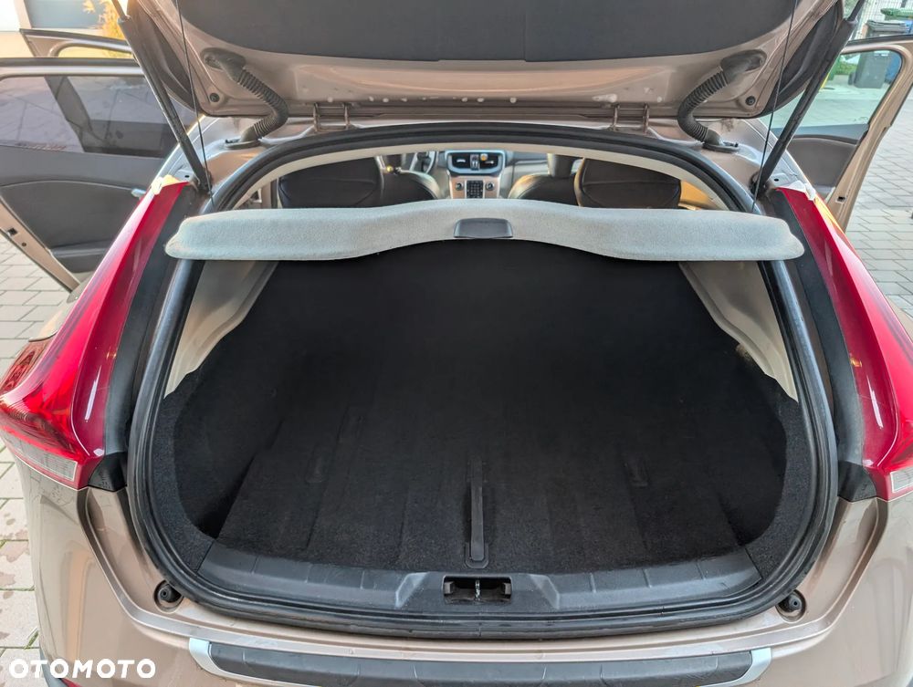 Volvo V40 Cross Country T5 AWD Momentum - 18