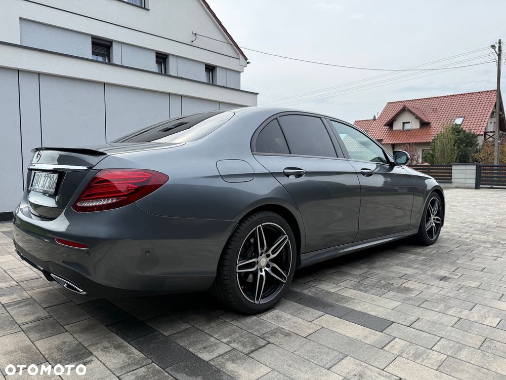 Mercedes-Benz Klasa E 220 d 9G-TRONIC - 7