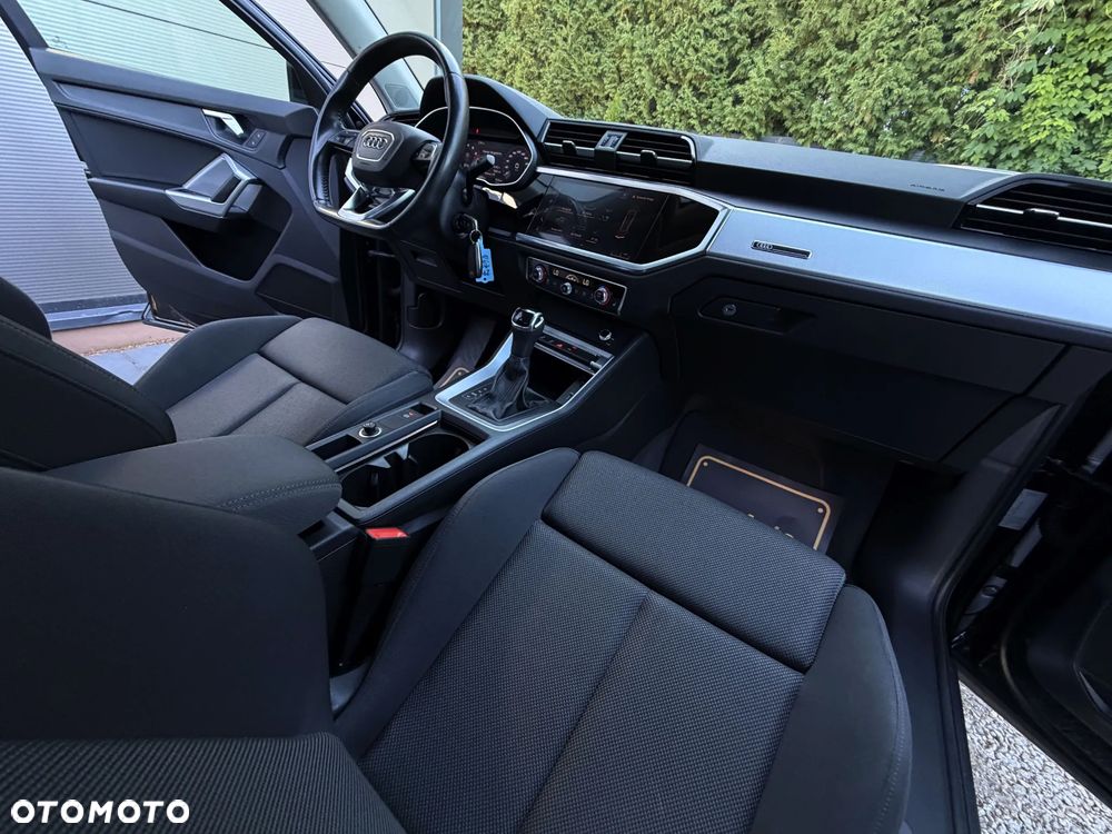 Audi Q3 35 TFSI S tronic - 15