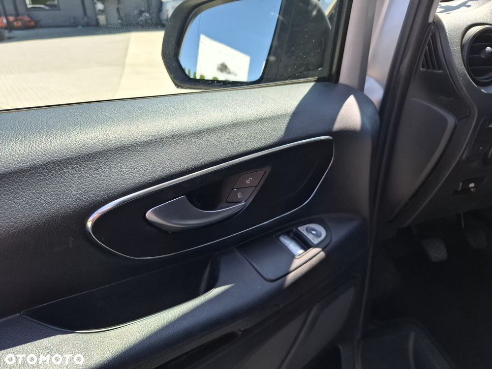 Mercedes-Benz VITO - 12