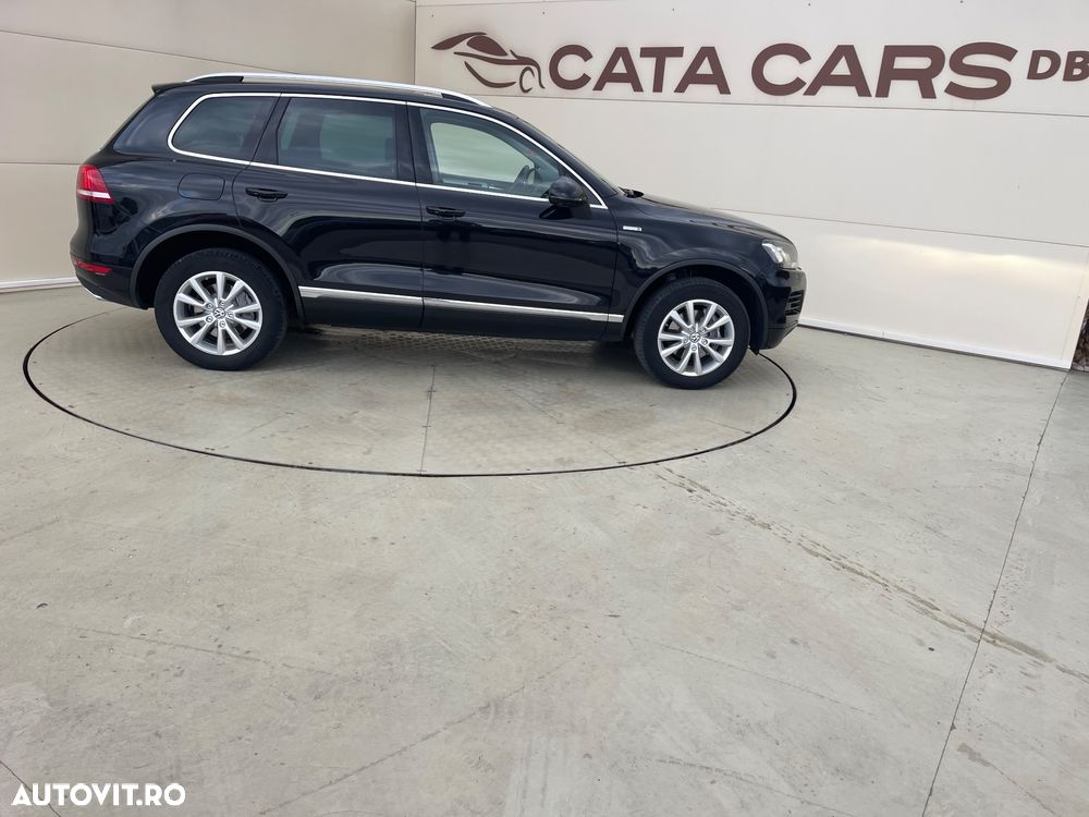 Volkswagen Touareg 3.0 V6 TDI BMT - 17
