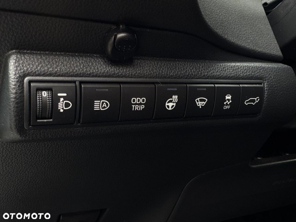 Toyota Corolla 1.8 Hybrid GR Sport - 29