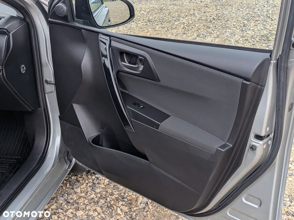 Toyota Auris 1.6 Prestige - 21