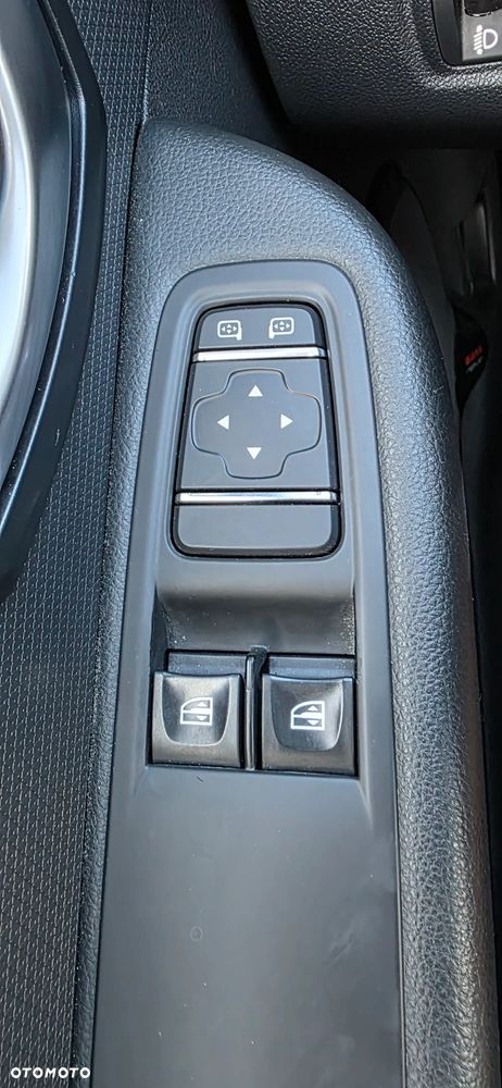 Renault Clio TCe 90 Limited - 21