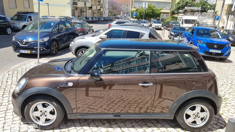 MINI 3 Portas Cooper D - 4