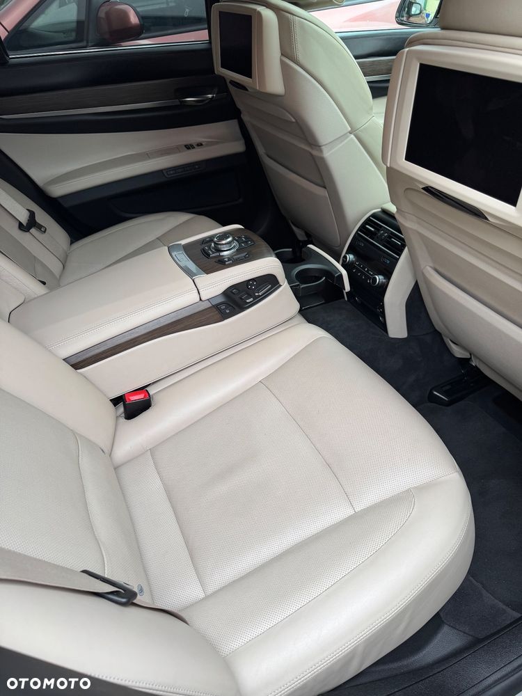 BMW Seria 7 730d - 6