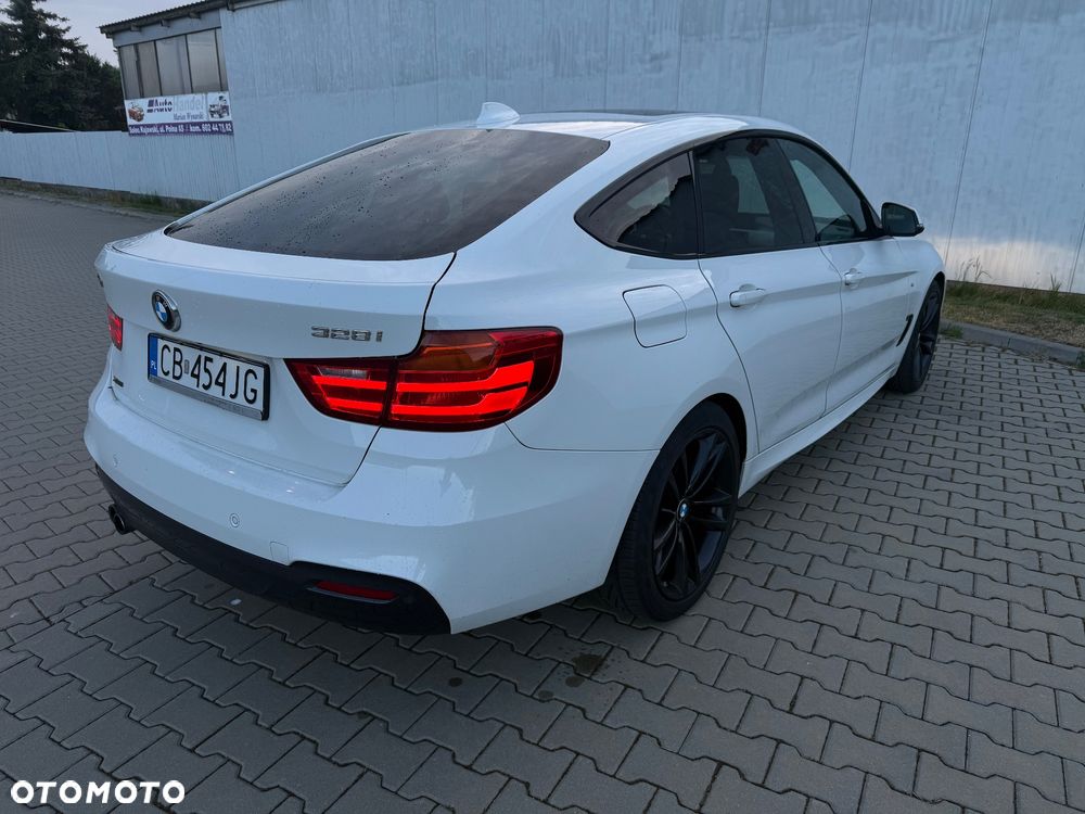 BMW 3GT 328i xDrive M Sport - 4