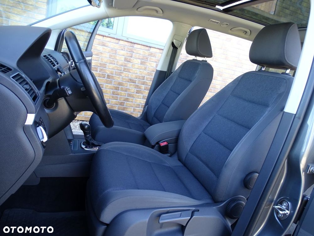 Volkswagen Touran 1.6 TDI DPF BlueMotion Technology DSG STYLE - 22
