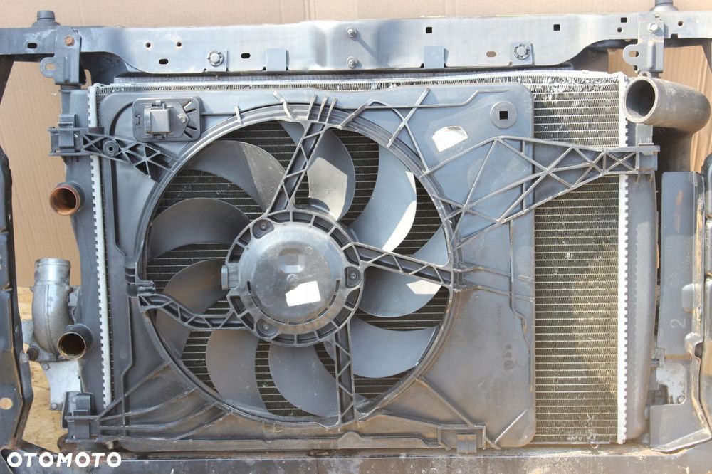 PAS PRZEDNI NISSAN QASHQAI I J10 2006R- 1.5 DCI - 10