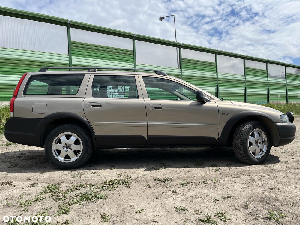 Volvo XC 70 - 3