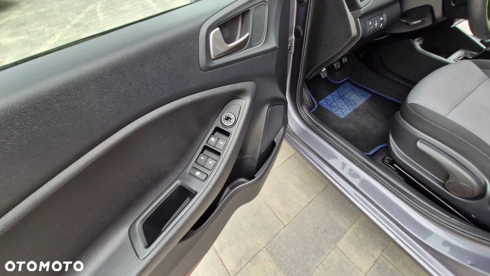 Hyundai i20 1.2 Trend - 23