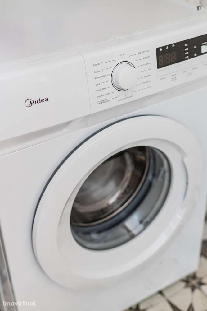 Apartamento com 1 quartos - localizado em Bonfim Porto - Grande imagem: 2/9