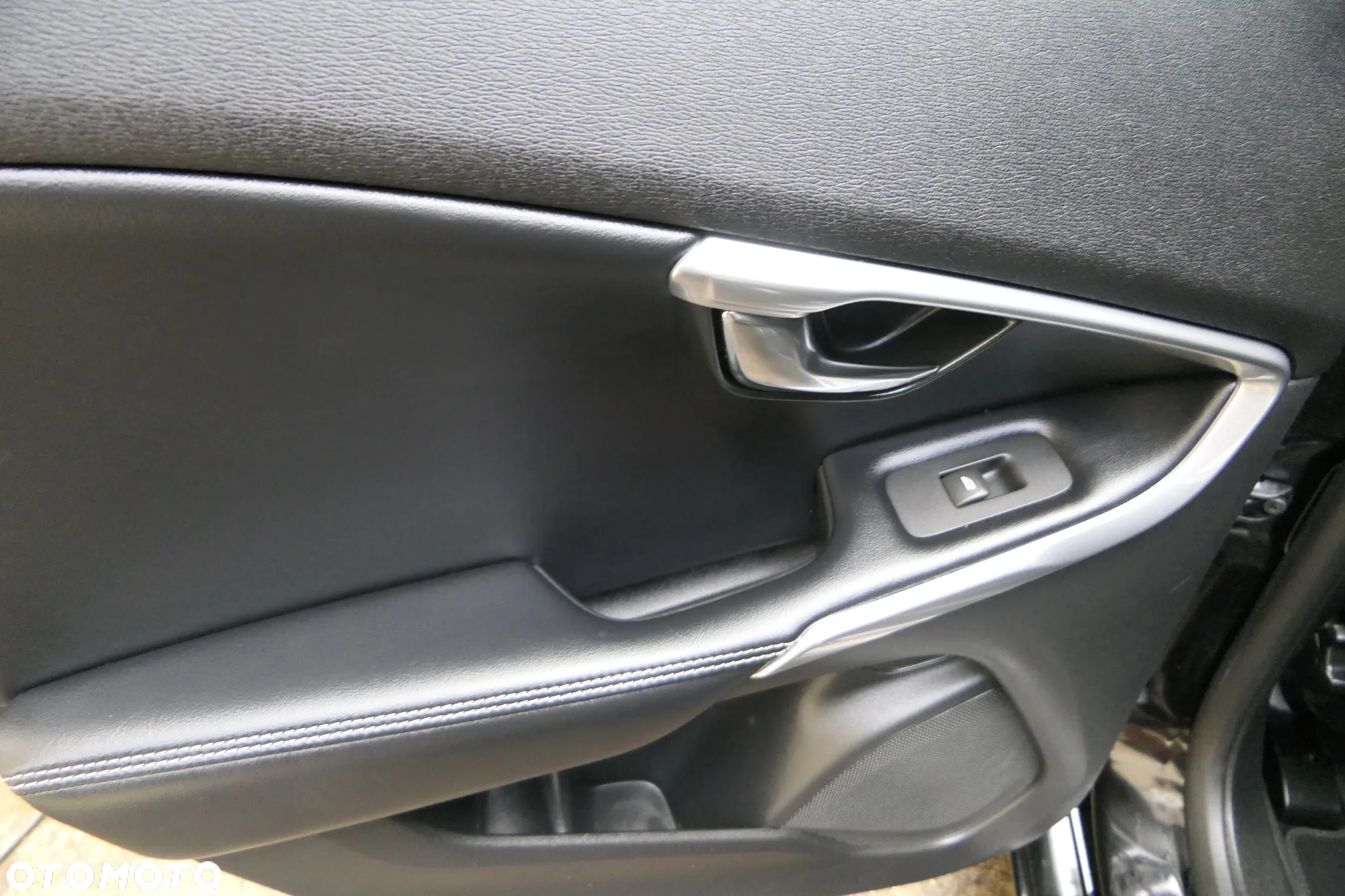 Volvo V40 D3 RDesign - 28
