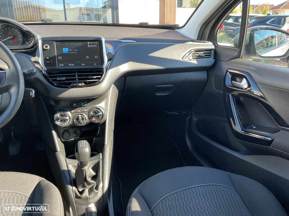 Peugeot 208 1.2 PureTech Active - 33