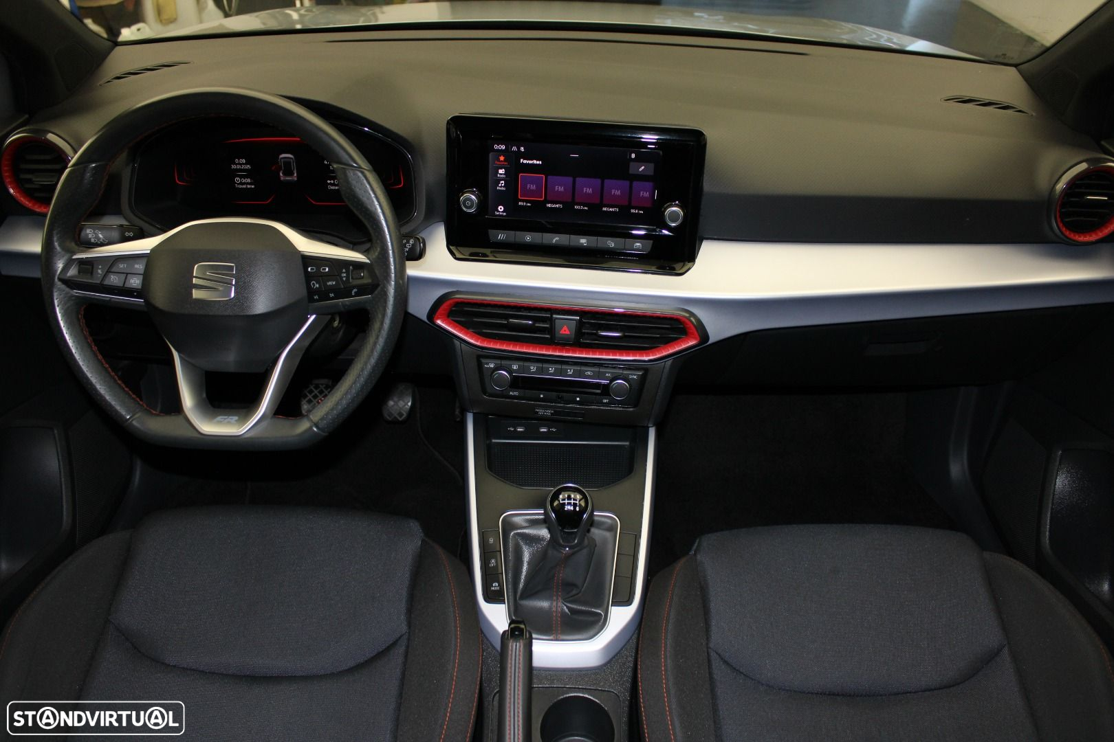 SEAT Arona 1.0 TSI FR - 6