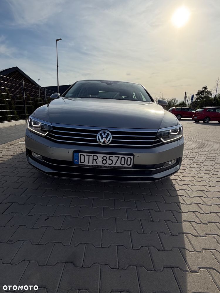 Volkswagen Passat 1.8 TSI BMT Comfortline DSG - 2