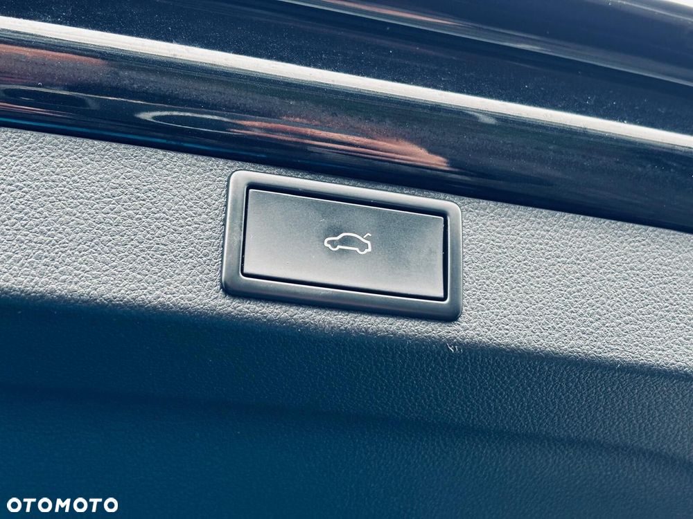 Skoda Octavia 2.0 TDI SCR Ambition - 9