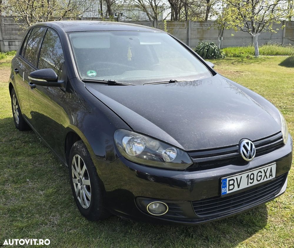 Volkswagen Golf - 2