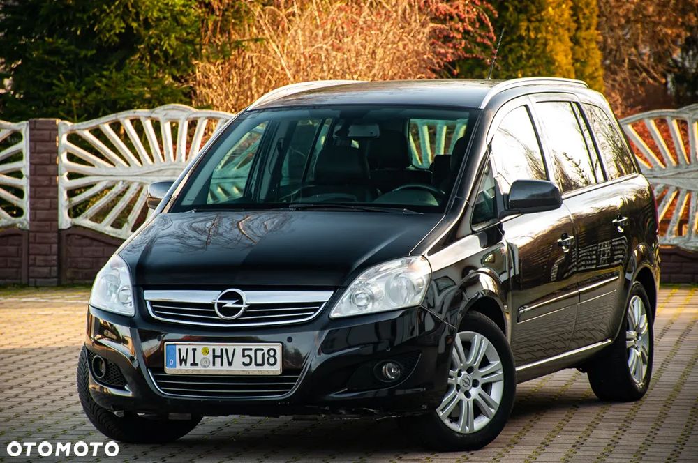 Opel Zafira - 10