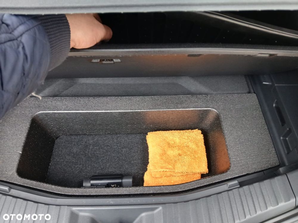 Subaru Solterra 71.4kWh Platinum Plus - 10