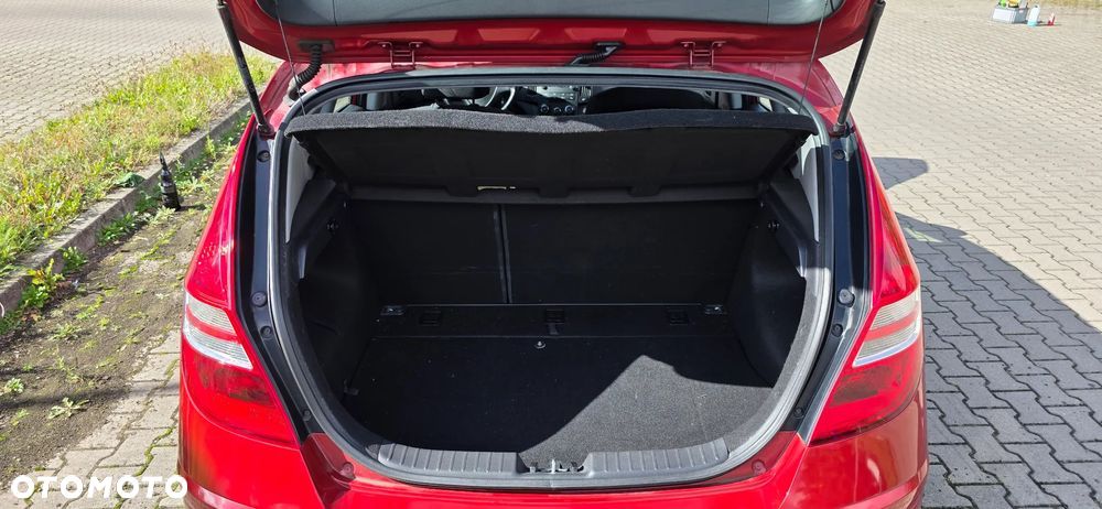 Hyundai i30 1.4 Classic + EU5 - 13