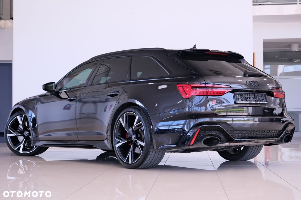 Audi RS6 Avant - 11