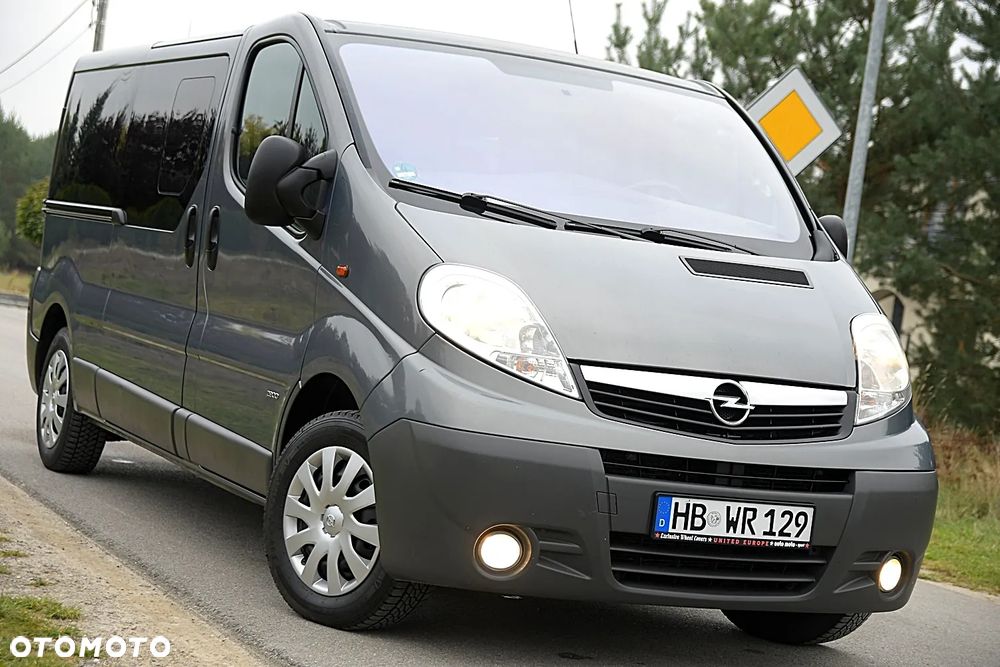 Opel Vivaro - 1