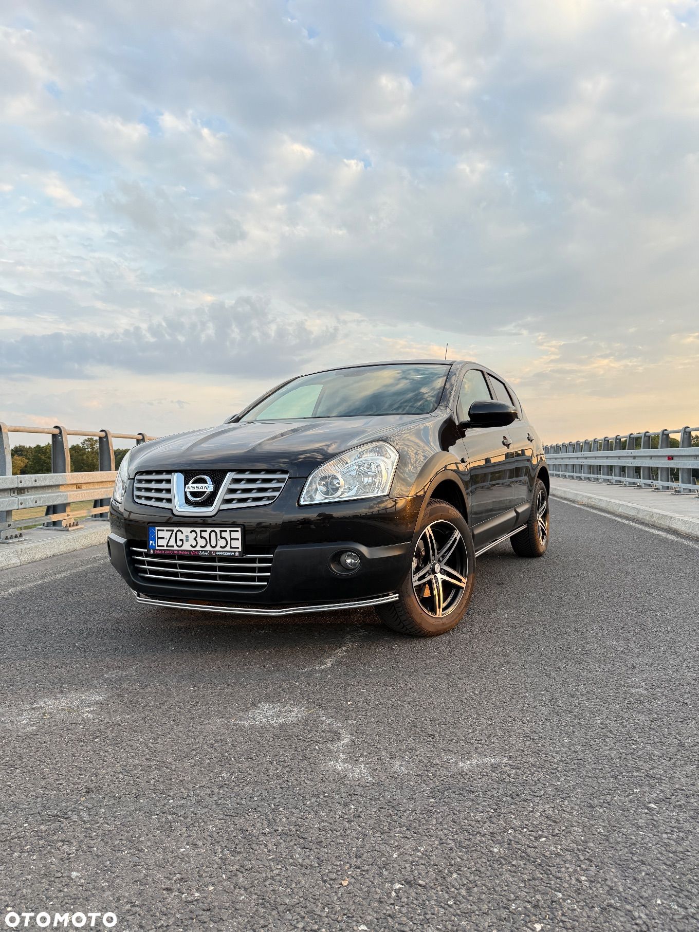 Nissan Qashqai - 1