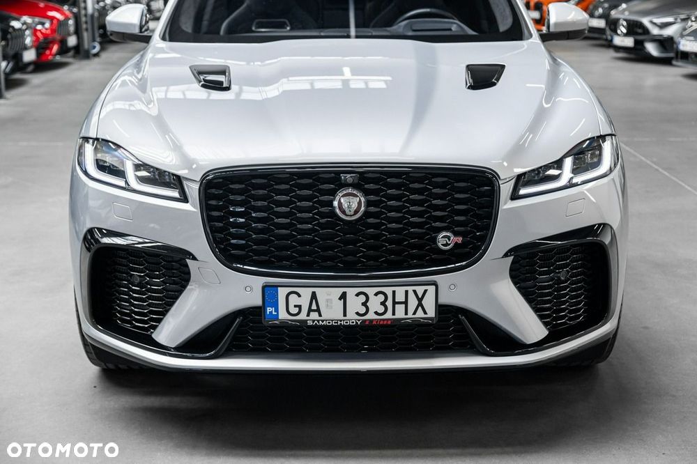 Jaguar F-Pace 5.0 V8 S/C AWD SVR - 12