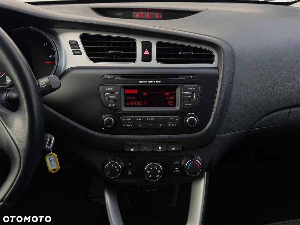 Kia Ceed 1.6 GDI Vision - 20