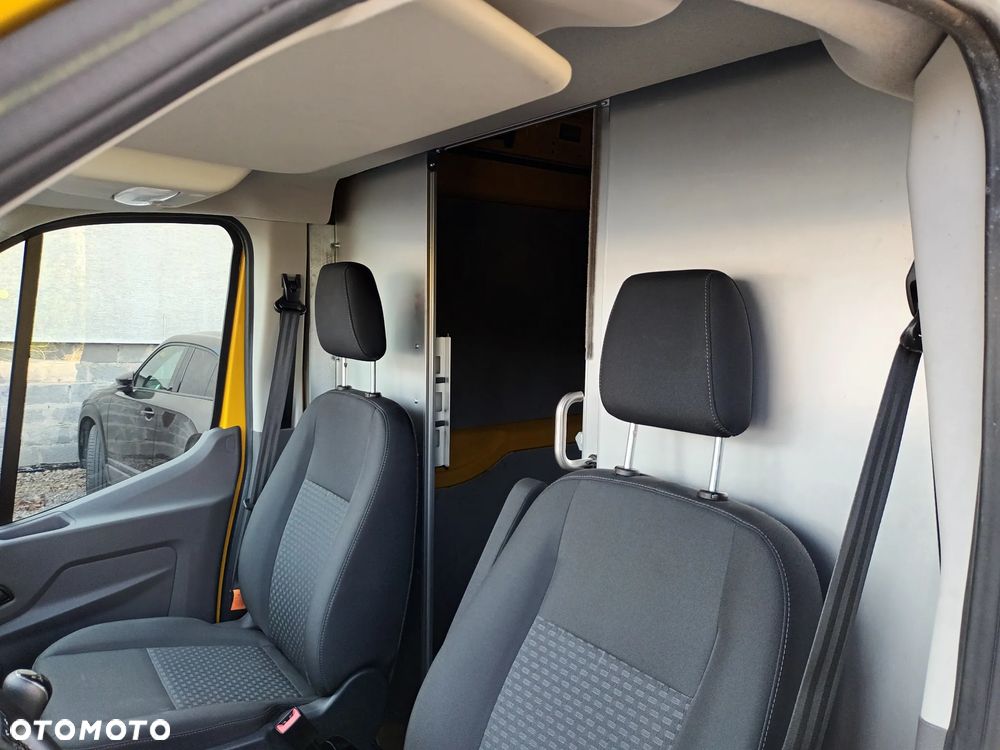 Ford Transit - 9