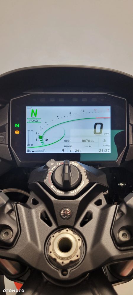 Kawasaki Ninja H2 SX - 4