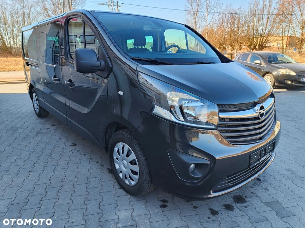 Opel Vivaro - 8