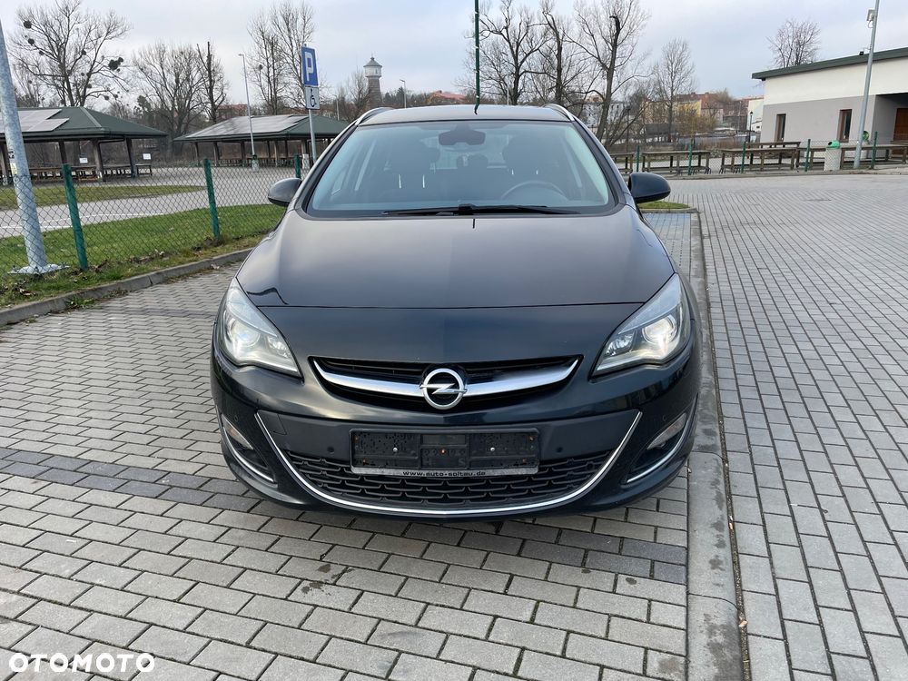 Opel Astra 1.6 CDTI DPF ecoFLEX TourerStart/Stop Exklusiv - 2