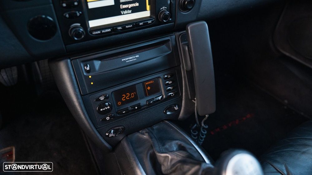 Porsche 911 (996) Carrera 4 Coupé - 27