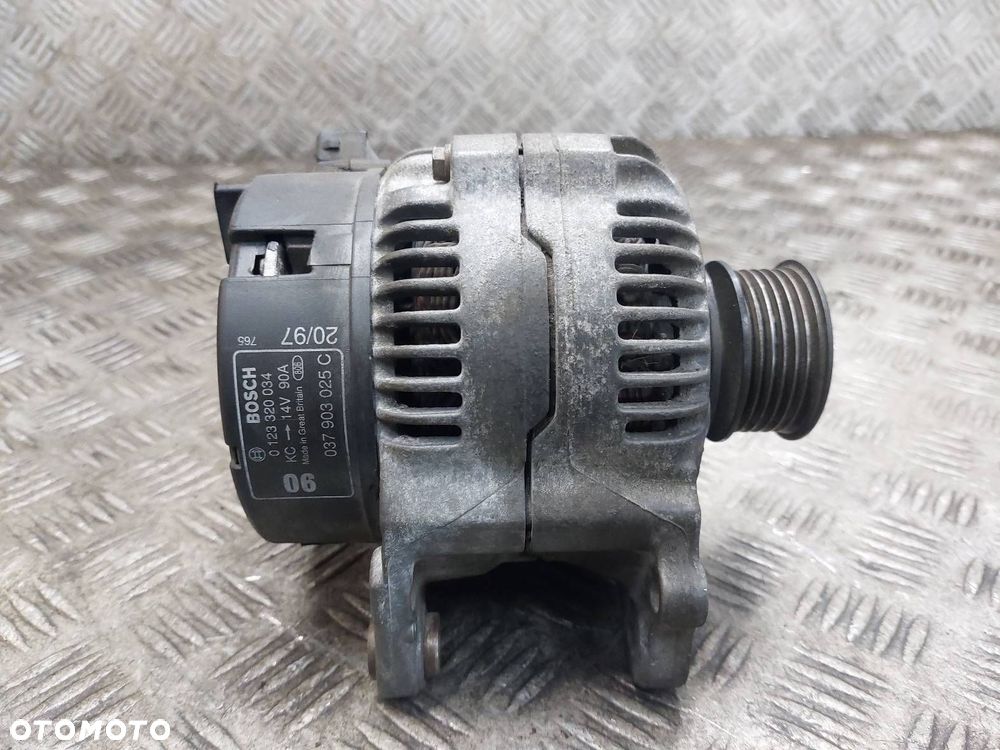 ALTERNATOR AUDI A3 8L 1.8 T 037903025C ID: 237944 - 2