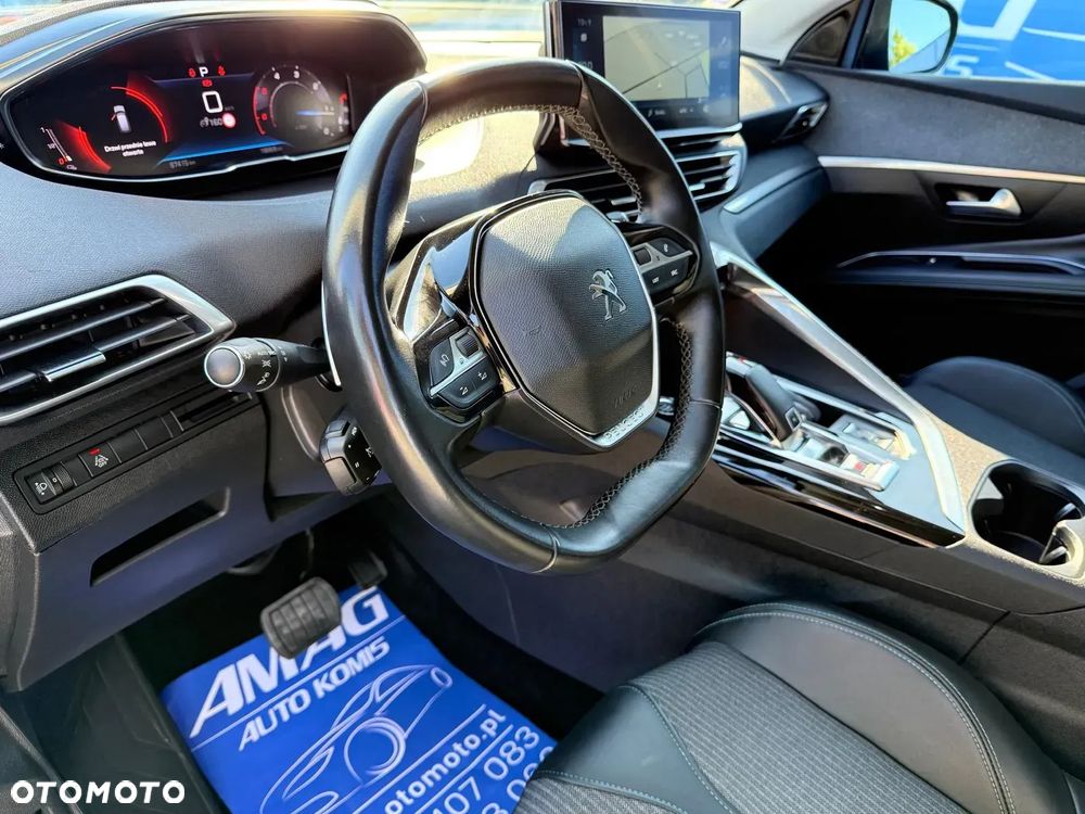 Peugeot 3008 1.5 BlueHDi Allure S&S EAT8 - 17