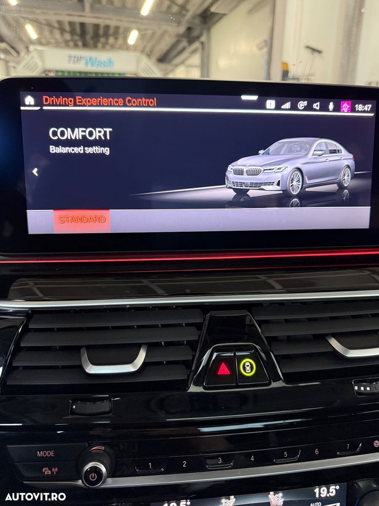 BMW Seria 5 520d Aut. Luxury Line - 29