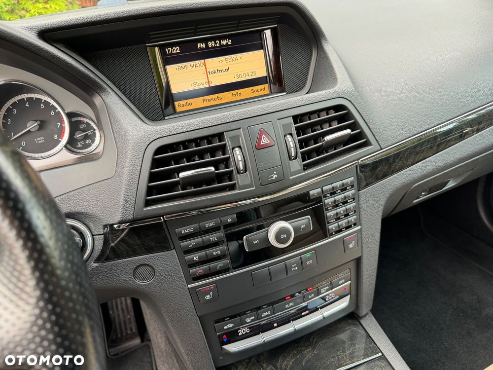 Mercedes-Benz Klasa E 250 CGI BlueEffICIENCY Avantgarde - 31