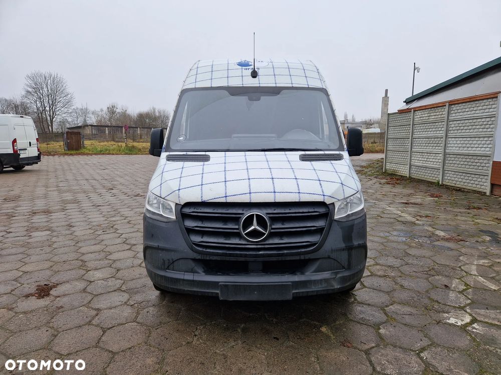 Mercedes-Benz SPRINTER 317 - 2