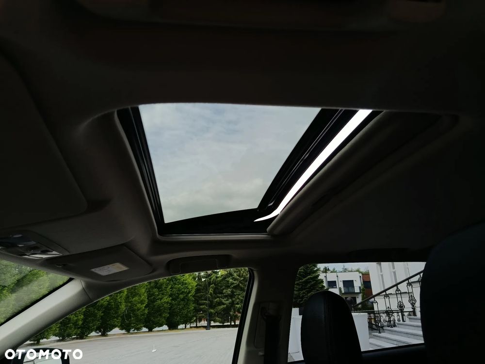 Mitsubishi Outlander 2.0 4WD Plus - 32