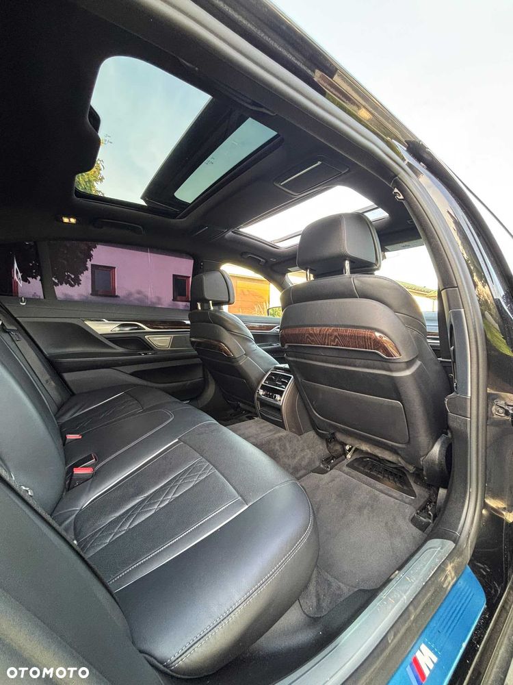 BMW Seria 7 - 8
